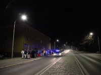 100